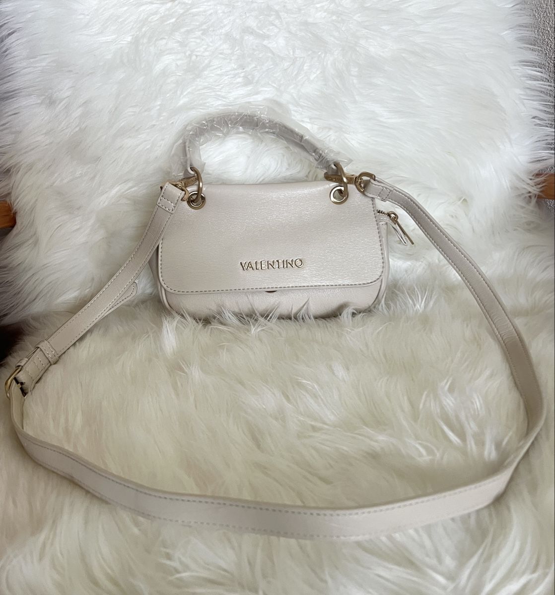 Valentino Sonstige Kleidung & Accessoires: New Valentino Cream Bag – Neu und originalverpackt aus St-Aubin FR von claramathi 3