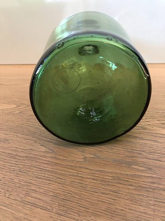 Accessoires: Antike Glasflasche (geeicht 1948)  5.2 Liter – D'occasion à Samstagern par TAAF 2
