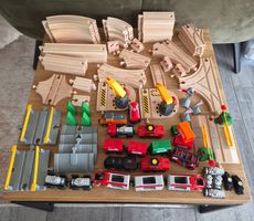 Grosses, neuwertiges Brio - Set // viel Zubehör!