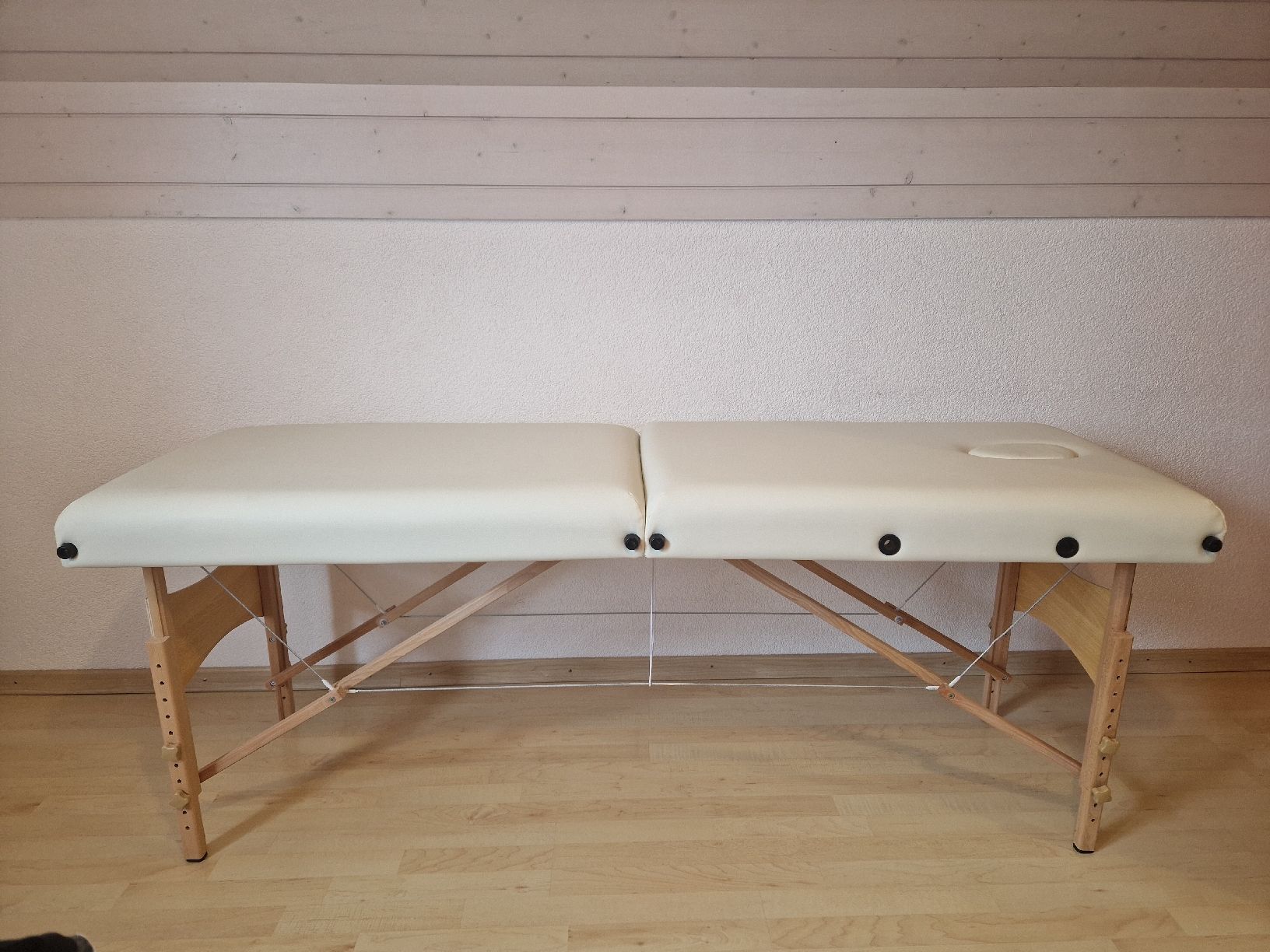 Sedie a sdraio: Tectake Massageliege, beige & neuwertig – Nuovo (secondo la descrizione) da Wichtrach venduto da pri_hjg8