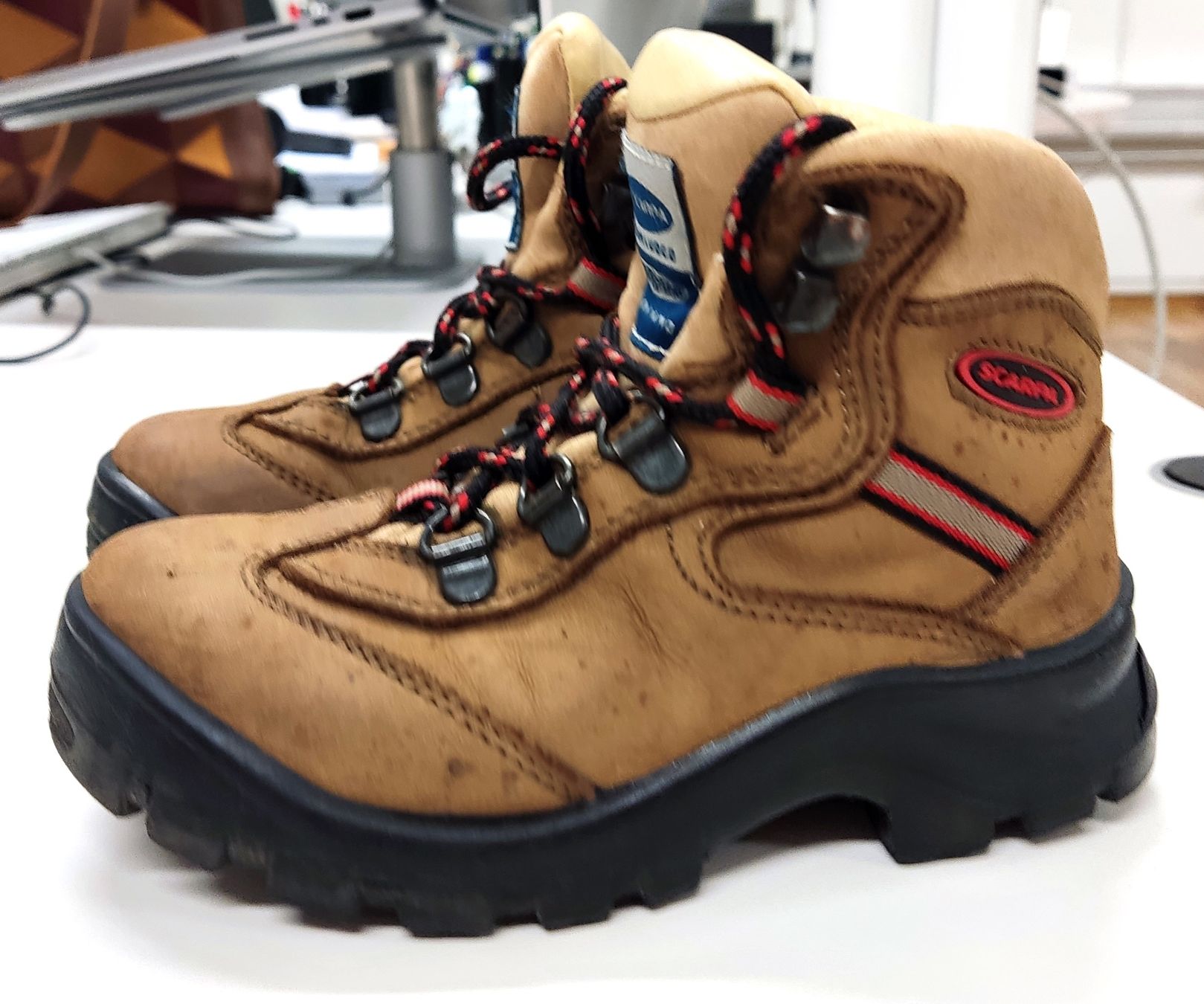 Scarpa Scarpe per ragazzi: Trekking Wander Schuhe Gr. 27 – Usato da Biel/Bienne venduto da AnikaNah 6