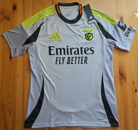 Benfica Lissabon Trikot NEU adidas Grösse M Portugal