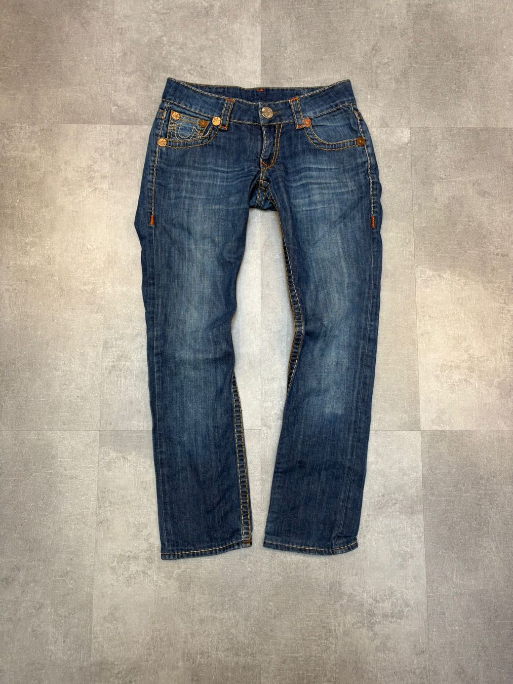 True Religion Jeans: True Religion Straight Jeans - Grösse M/30 – Nuovo (secondo la descrizione) da Werdenberg venduto da hase.vintage 1