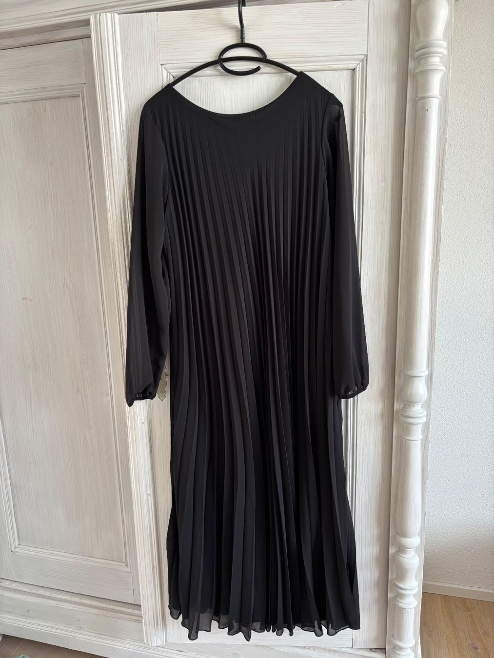 Vestiti: Neues Kleid von Cartoon – Nuovo (secondo la descrizione) da Herznach venduto da sdr_6ct9 1