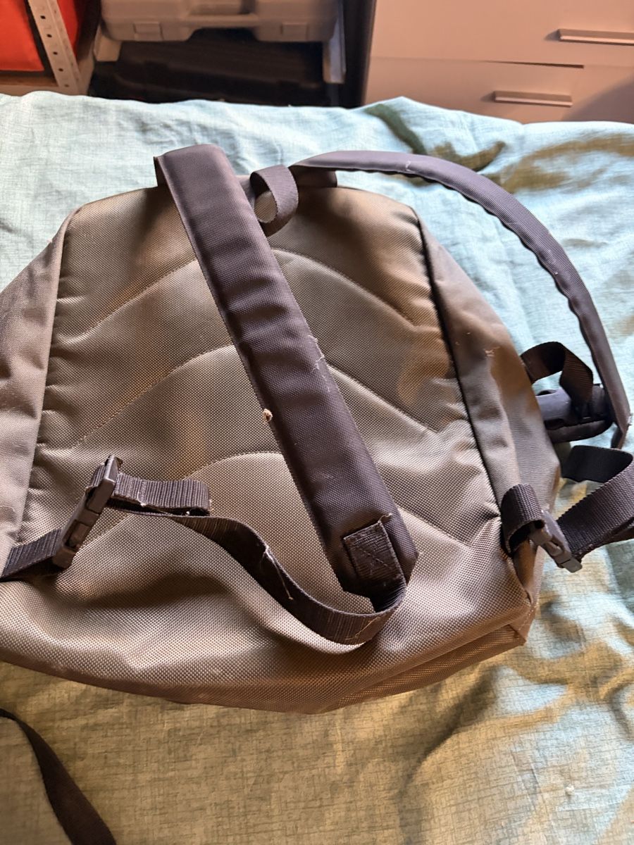 Schweizer Armee Zaini: Militär Tagesrucksack – Usato da Naters venduto da Headliner88 1
