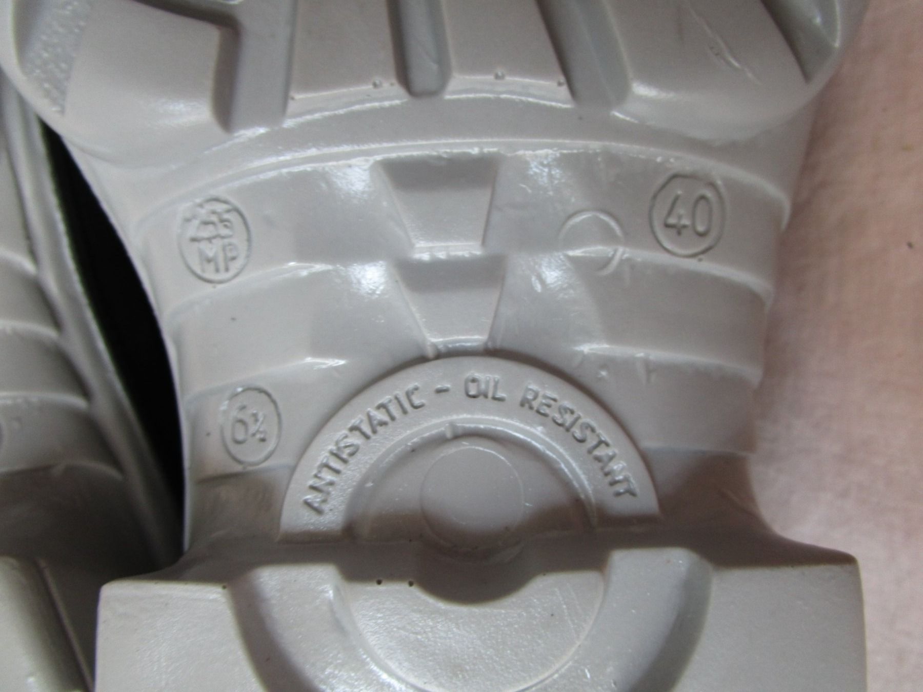 Scarpe da uomo: Sicherheitsschuhe U-Power Devastate Gr.40, Arbeitsschuhe neu – Nuovo e nell'imballaggio originale da Eschenbach SG venduto da brocarte 9