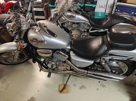 Honda VF 750 C
