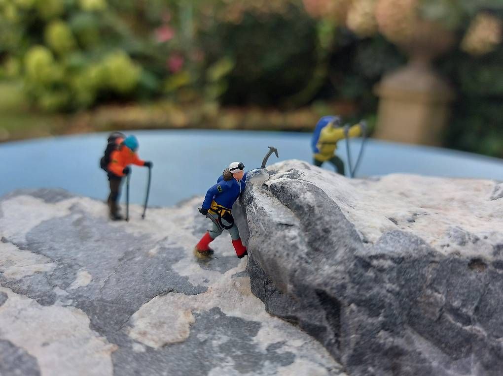 Statuette: Basislager Mont Everest – Usato da Weinfelden venduto da Mustang422 2