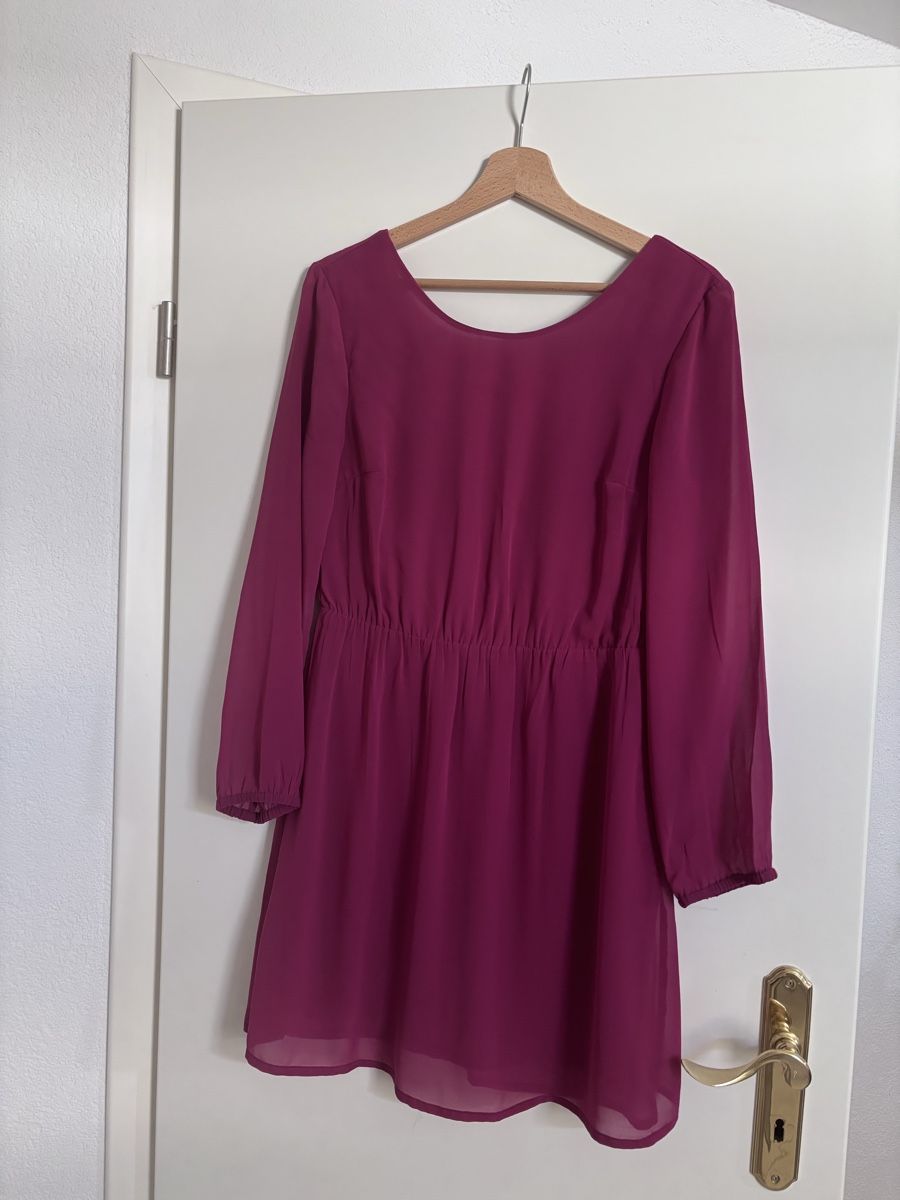 Only Vestiti: Only Kleid mit offenem Rücken – Usato da Frick venduto da fra_cb2l