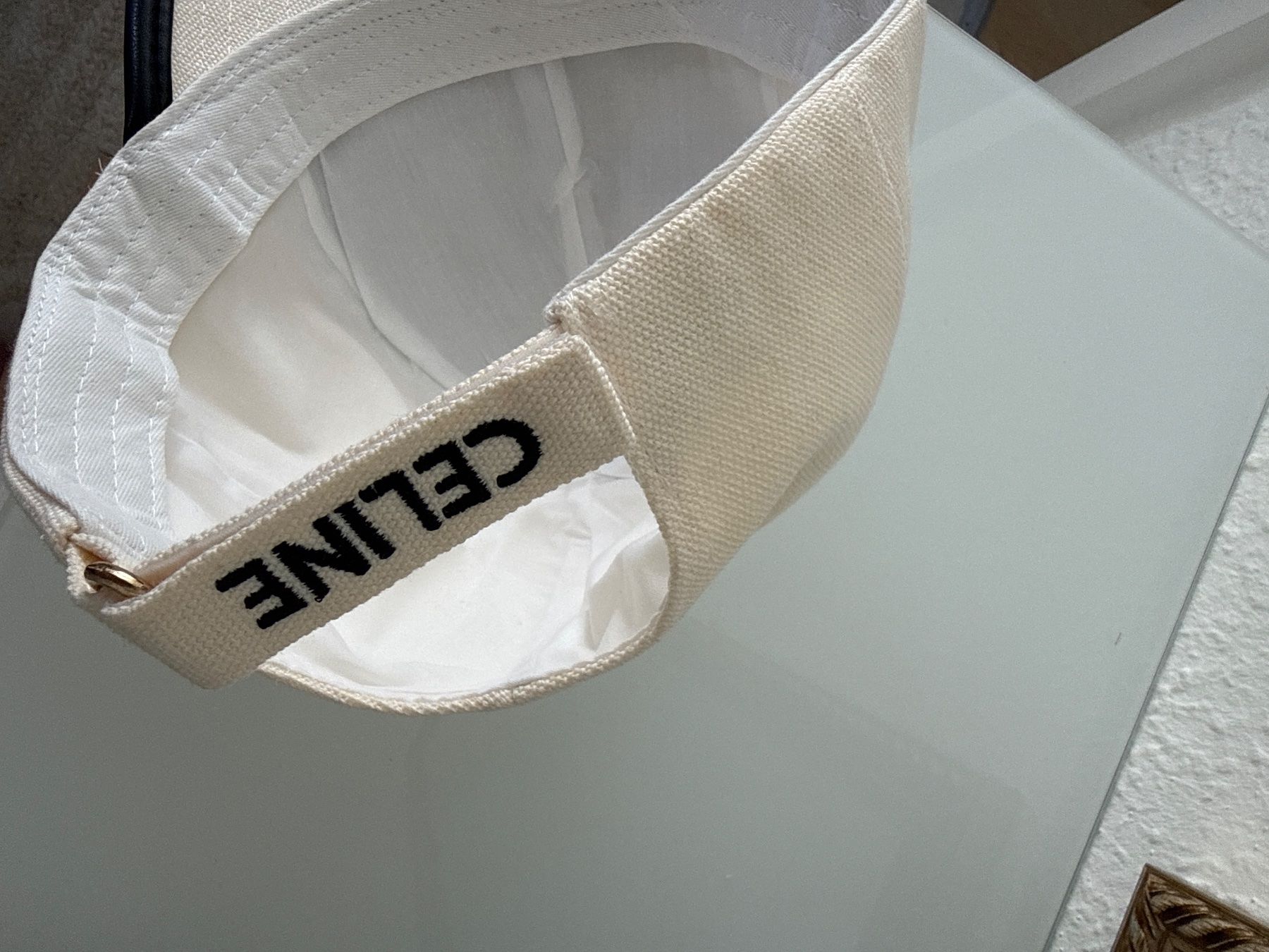 Celine Copricapi, berretti & cappellini: Baseballkappe CELINE Canvas schwarz/weiss – Nuovo (secondo la descrizione) da Münchenstein venduto da ptr_vg9h 1