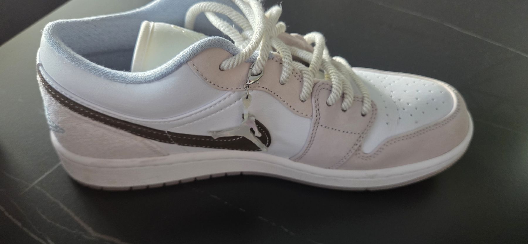 Jordan Herrenschuhe: jordan 1 low – Gebraucht aus Chabrey von sky_tv67 1