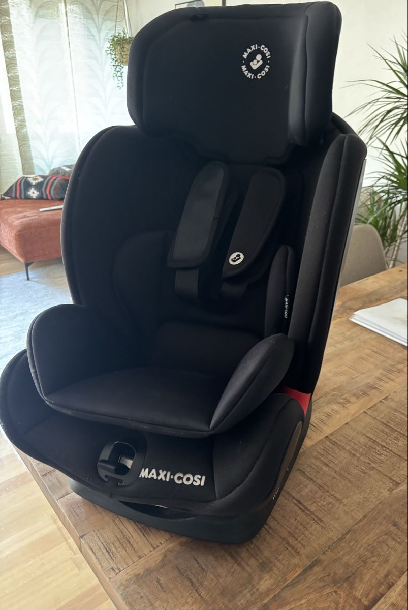 Maxi-Cosi Auto-Kindersitze: Maxi Cosi – Gebraucht aus Läufelfingen von Schwan14
