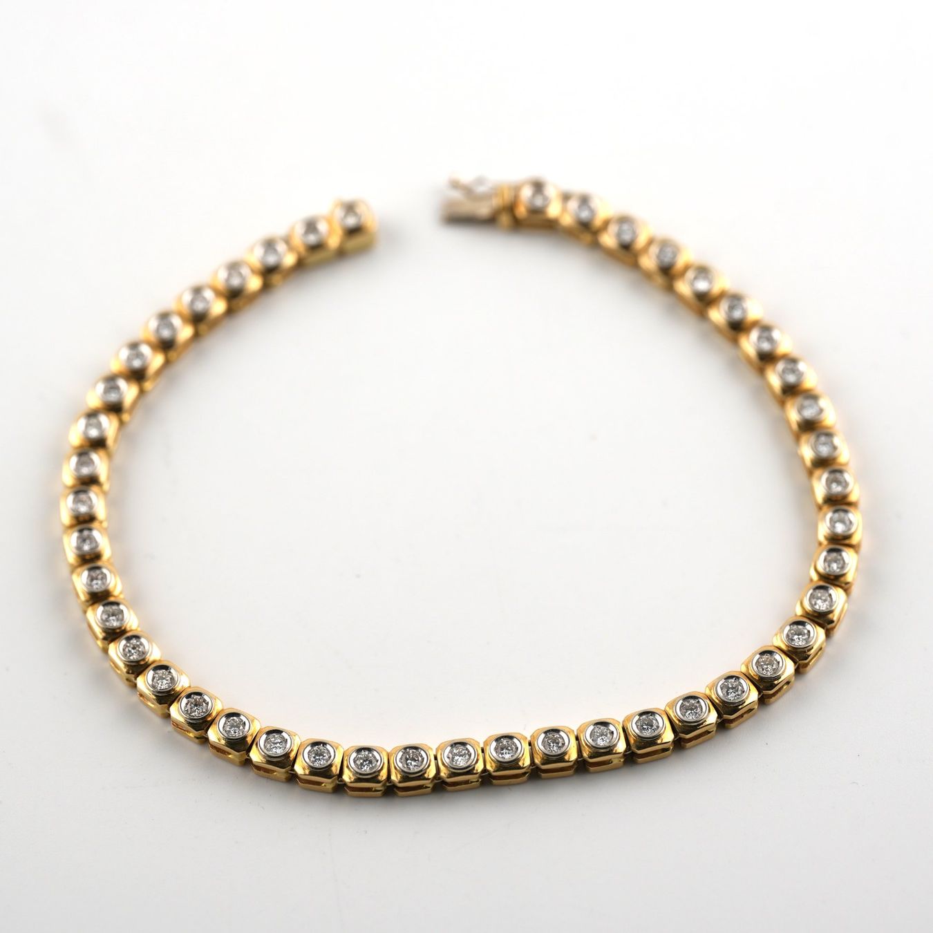 Bracciali & Braccialetti: Bracelet 18K mit Diamanten – Usato da Basel venduto da Vip24