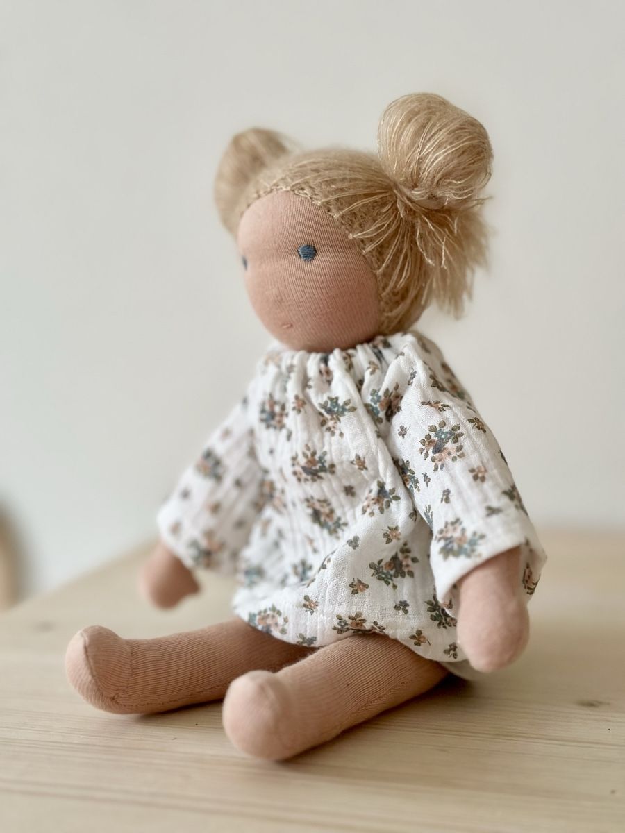 Puppen: Puppe im Waldorf Stil 35cm NEU – Neu (gemäss Beschreibung) aus Winterthur von and_v8z7 1