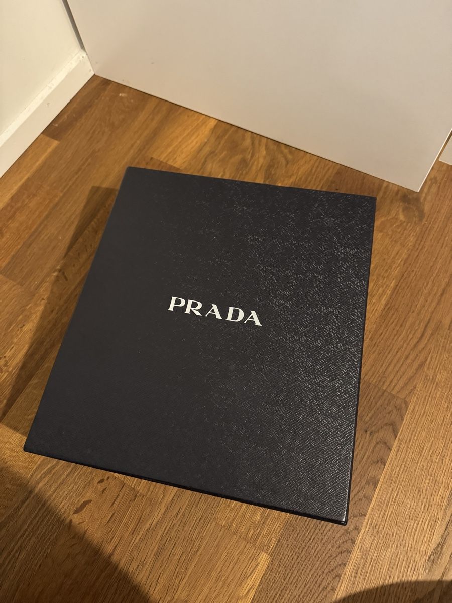 Prada Sacs femmes: Prada re-edition crystal bag – D'occasion à Zürich par annysclo 3