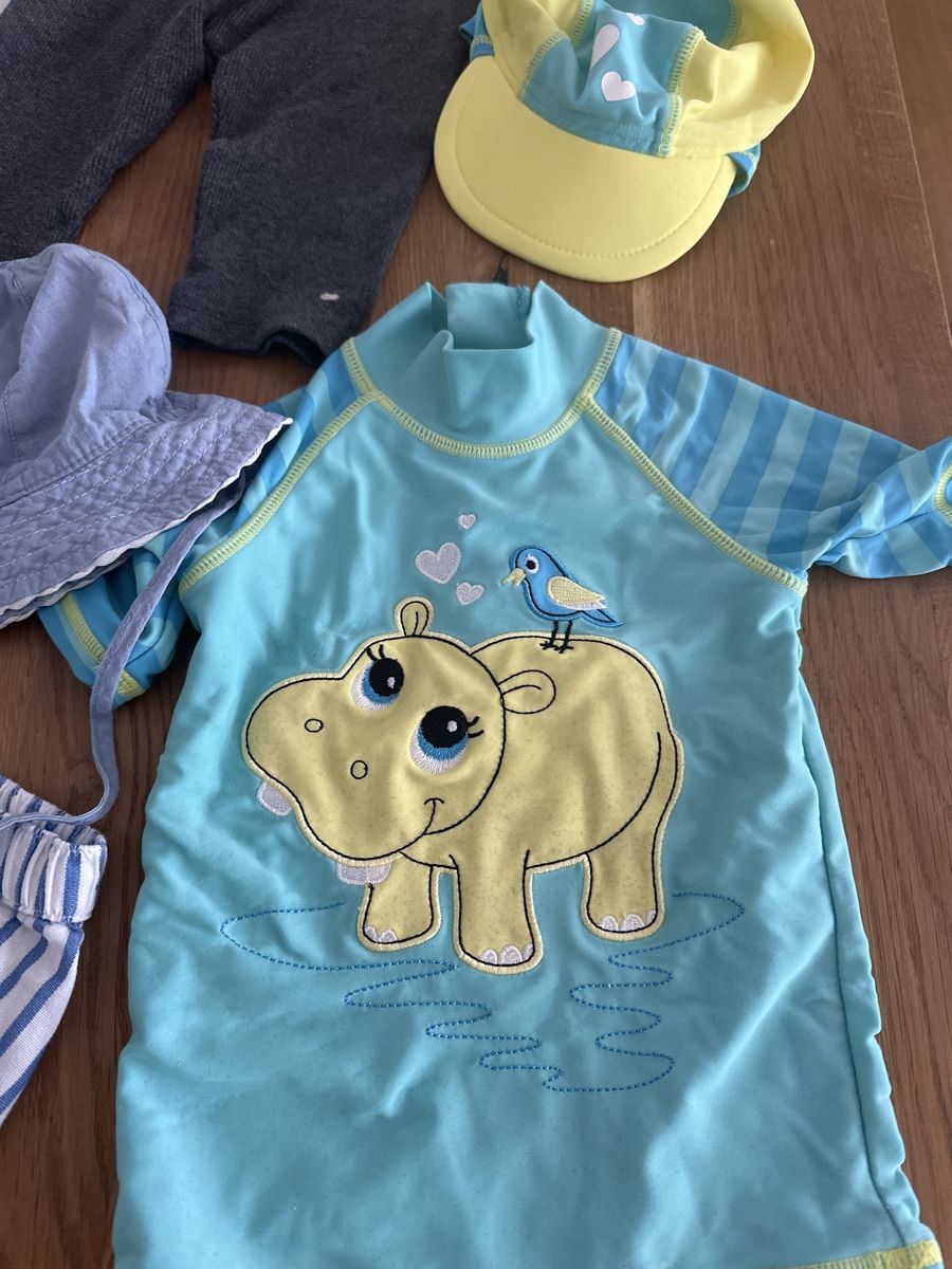 Lotti & Set di vestiti: Sommer Set Mädchen Gr. 68: Shirts, Shorts, Badehose! – Usato da Bern venduto da Tami0110 1