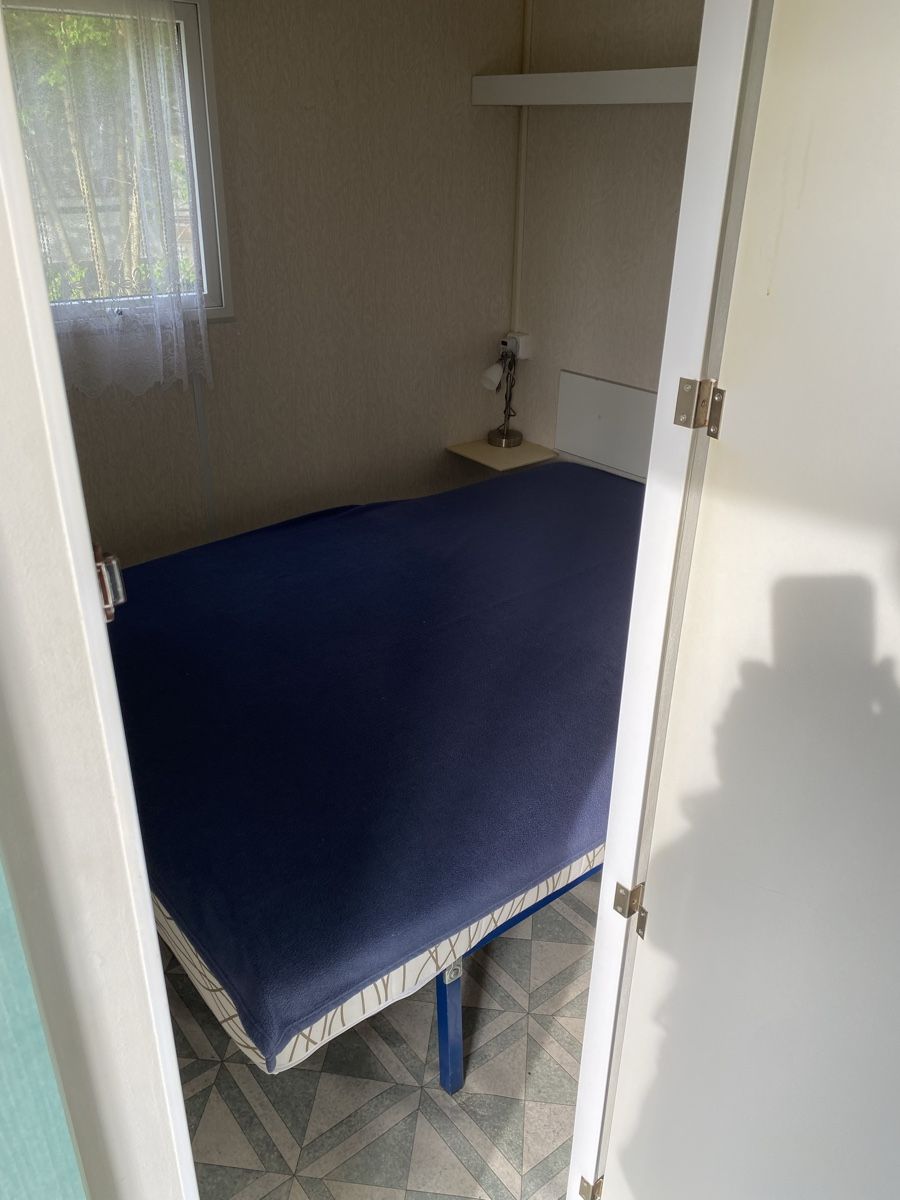 Mobilhome: Mobile Home 2 a 4 couchages. Bon état. – Gebraucht aus La Chaux-de-Fonds von analucie 2