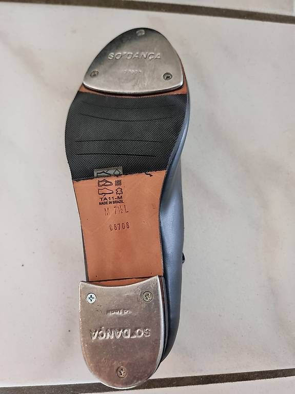 Scarpe da donna: Steppschuhe Damen, Gr. 37, nie gebraucht – Nuovo (secondo la descrizione) da Bellach venduto da aegi_baegi 1