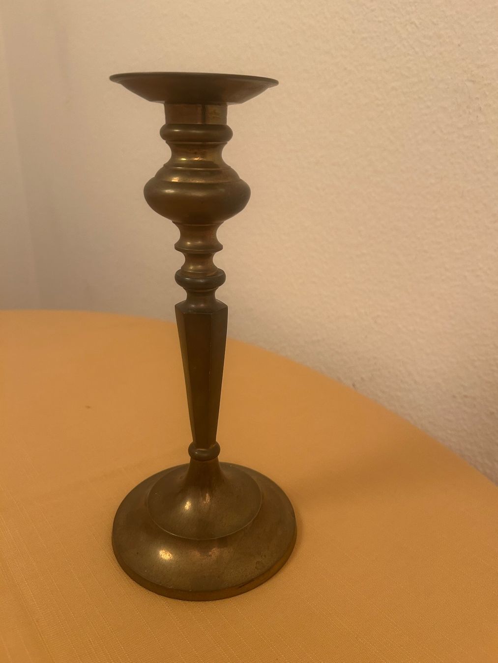 Kerzenständer: klassischer Vintage-Kerzenständer aus massivem Messing – Gebraucht aus Rorschacherberg von Svebe 4