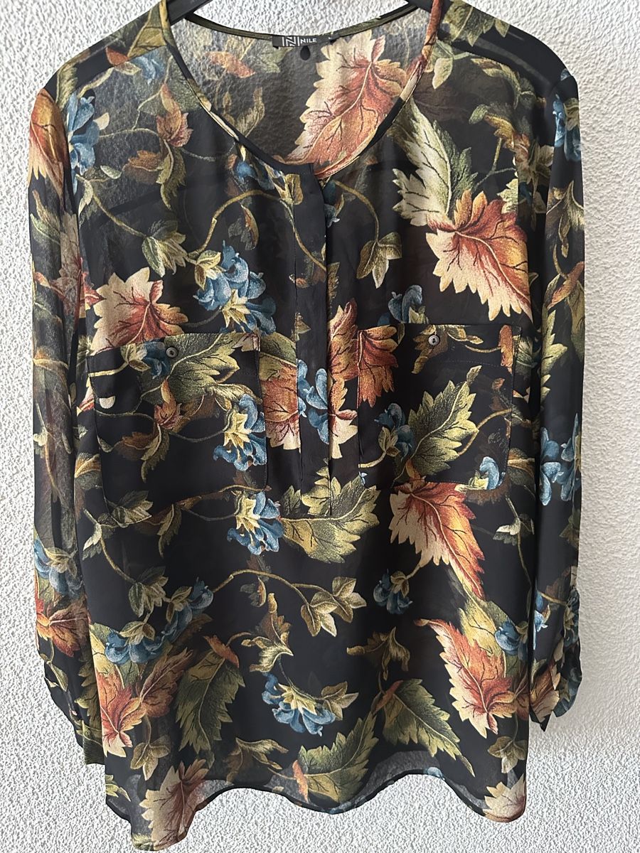 Nile Blusen: Nile Bluse L – Neu und originalverpackt aus Gerlafingen von Uragano 1