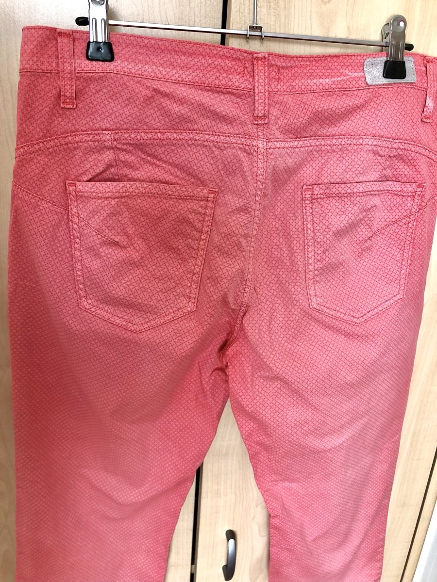 Pantaloni: Sommerhose Fuchsia/Rosa mit Muster – Usato da Zürich venduto da lino07 4