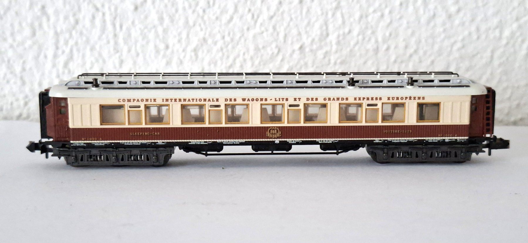 Trix Modellini di ferrovie: Minitrix Compagnie Internationale Wagons-Lits – Difettoso da Biberist venduto da Ntrains 2