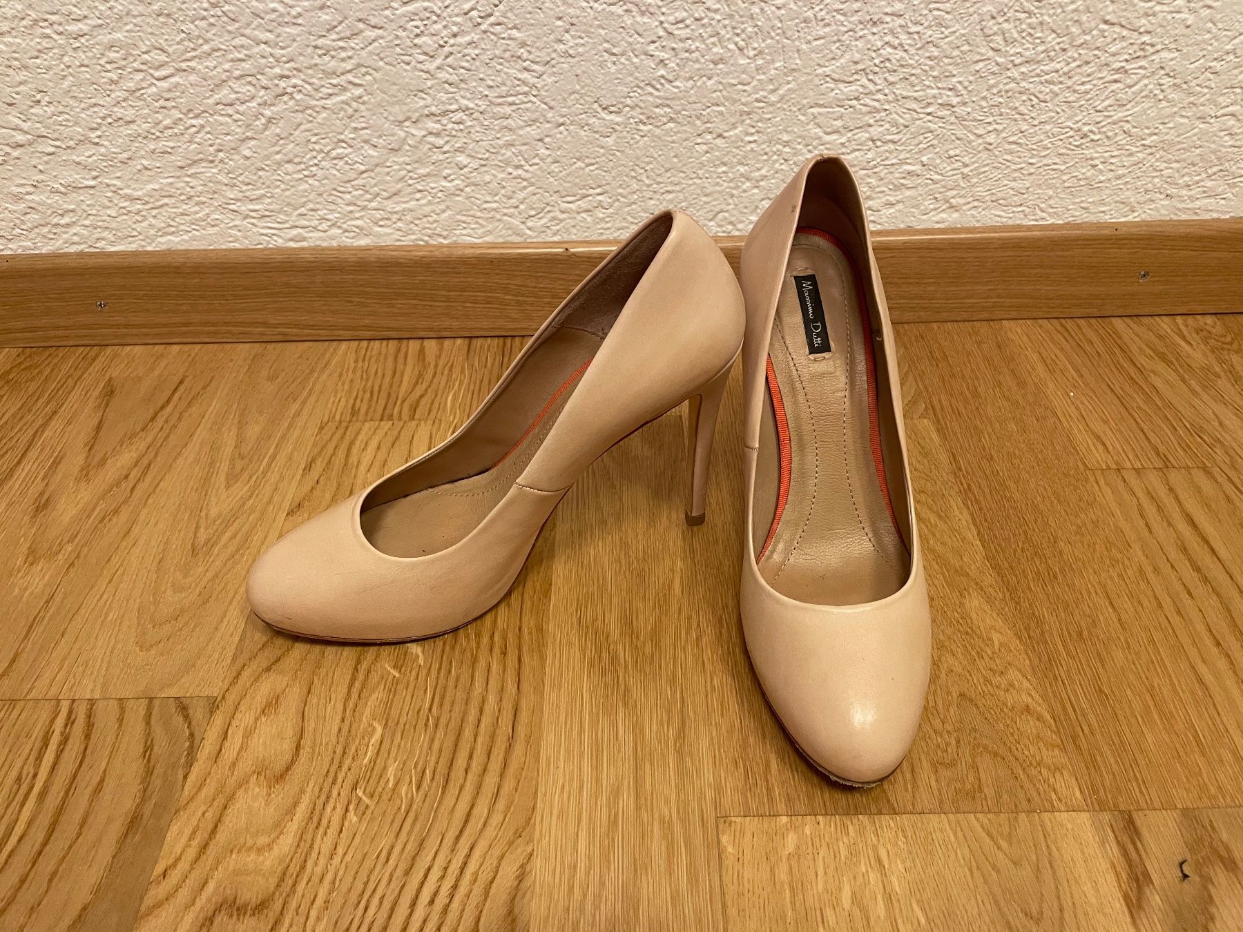 Massimo Dutti Damenschuhe: Pumps nude Massimo Dutti Grösse 40 – Gebraucht aus Zürich von Schmusnik 2