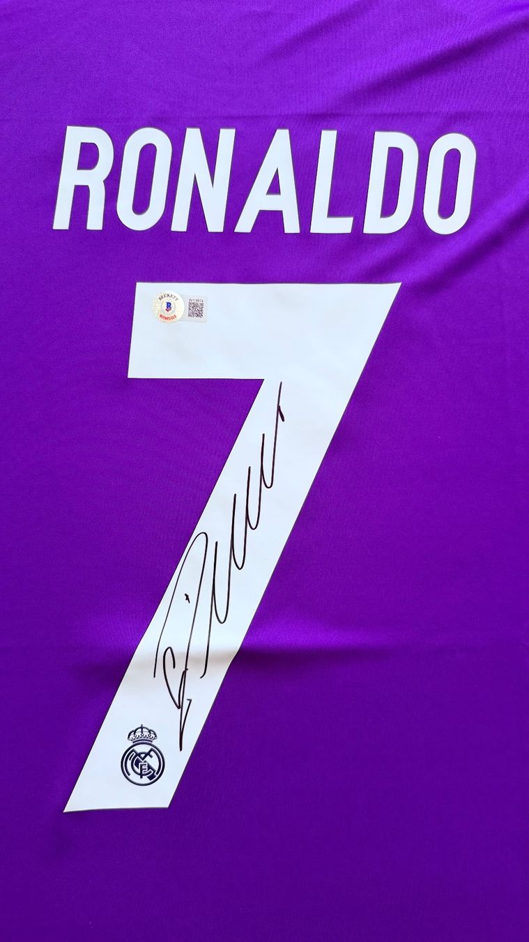 Autografi: Real Madrid Ronaldo Original Autogramm Beckett – Nuovo e nell'imballaggio originale da Bachenbülach venduto da inn_5kmg 1