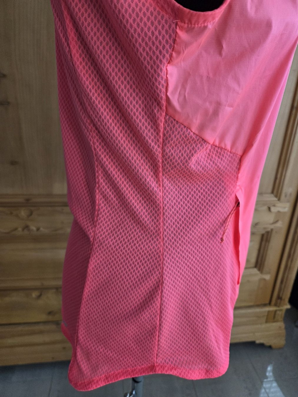 Gilet & Giacche senza maniche: Weste, Gilet ultralight, Decathlon – Nuovo (secondo la descrizione) da Wiesendangen venduto da Sinhuk 1