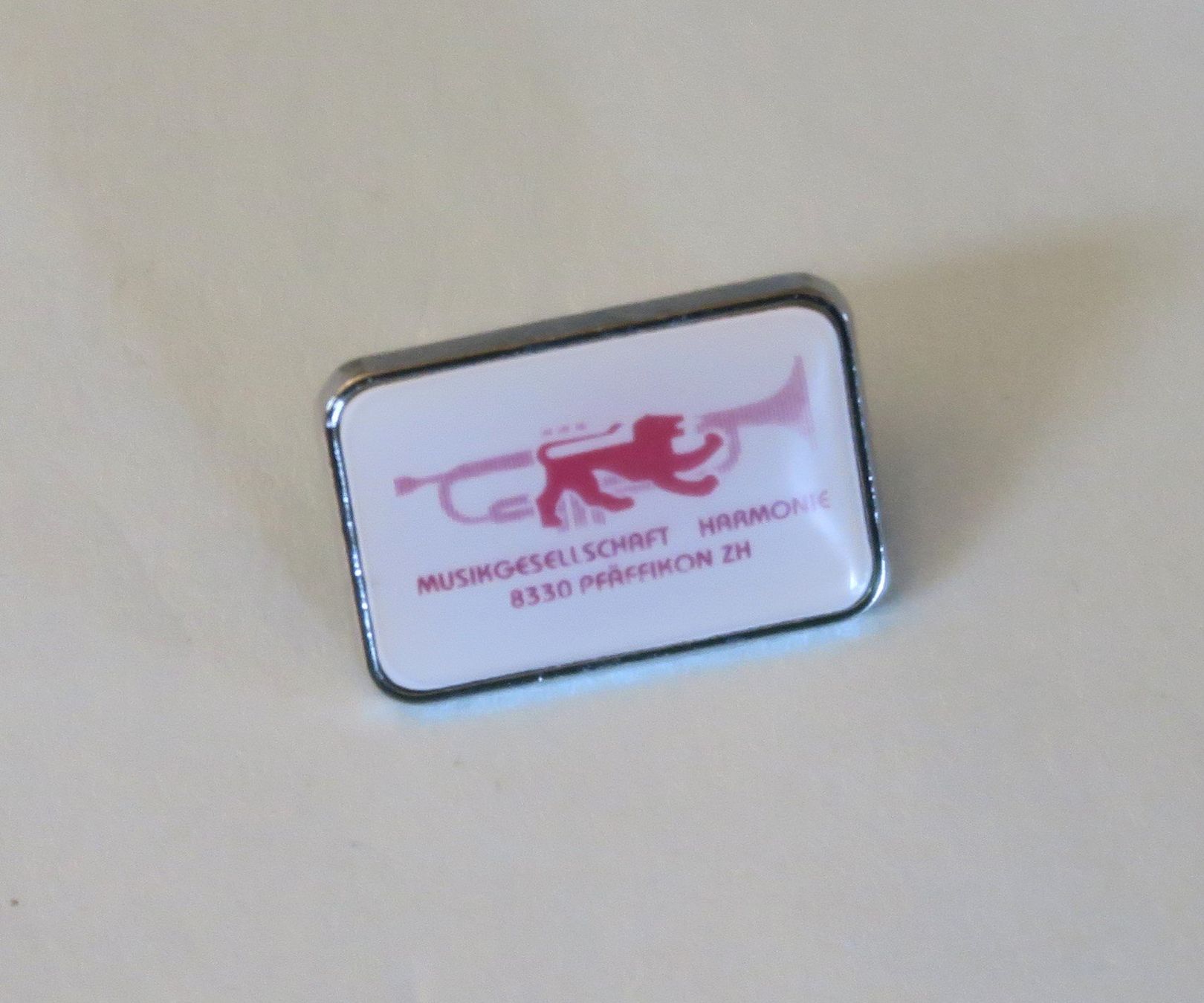 Plaketten & Abzeichen: Pin/Anstecker Musikgesellschaft Harmonie Pfäffikon – Gebraucht aus Brittnau von marlenestone