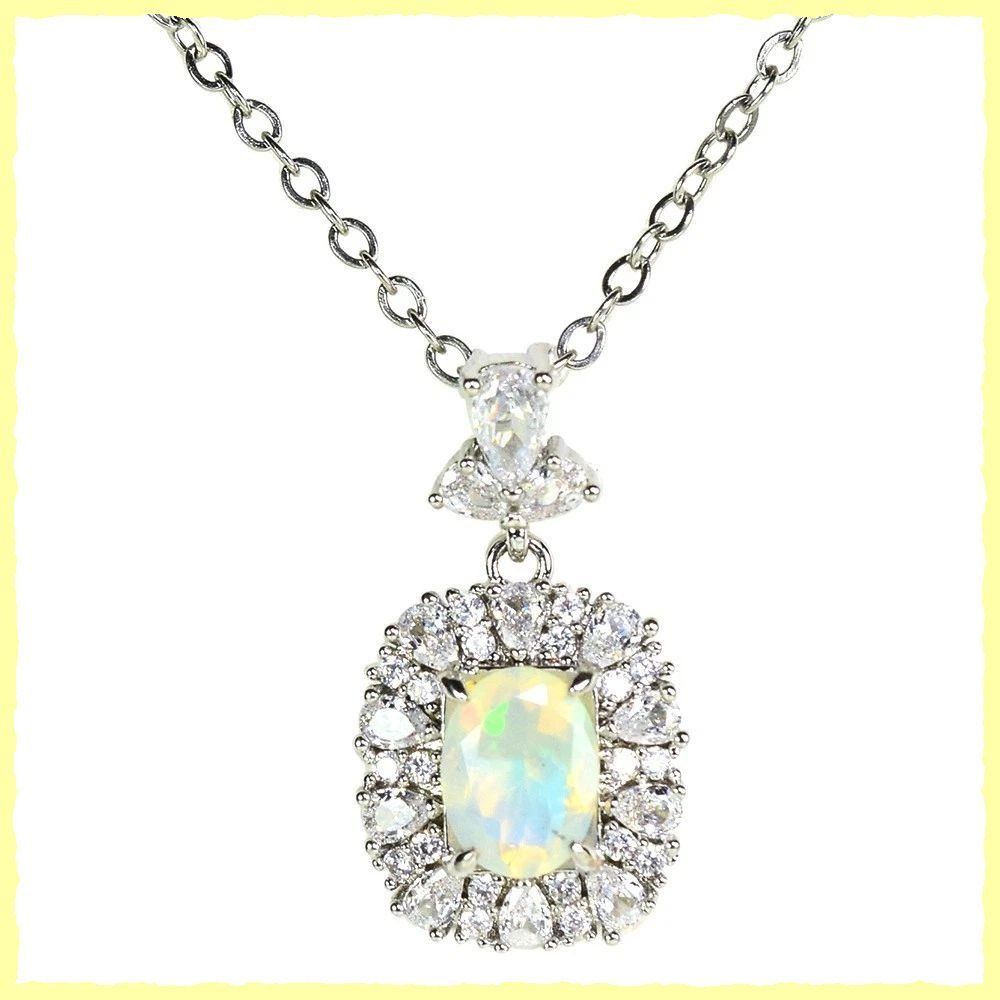 Ciondoli: Bezaubernder Anhänger mit ECHTEM Opal u. Kette – Nuovo e nell'imballaggio originale da Oberglatt ZH venduto da Diamond-Girl
