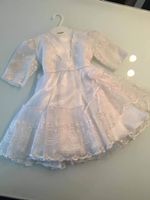 Neues Kleid für Mädchen