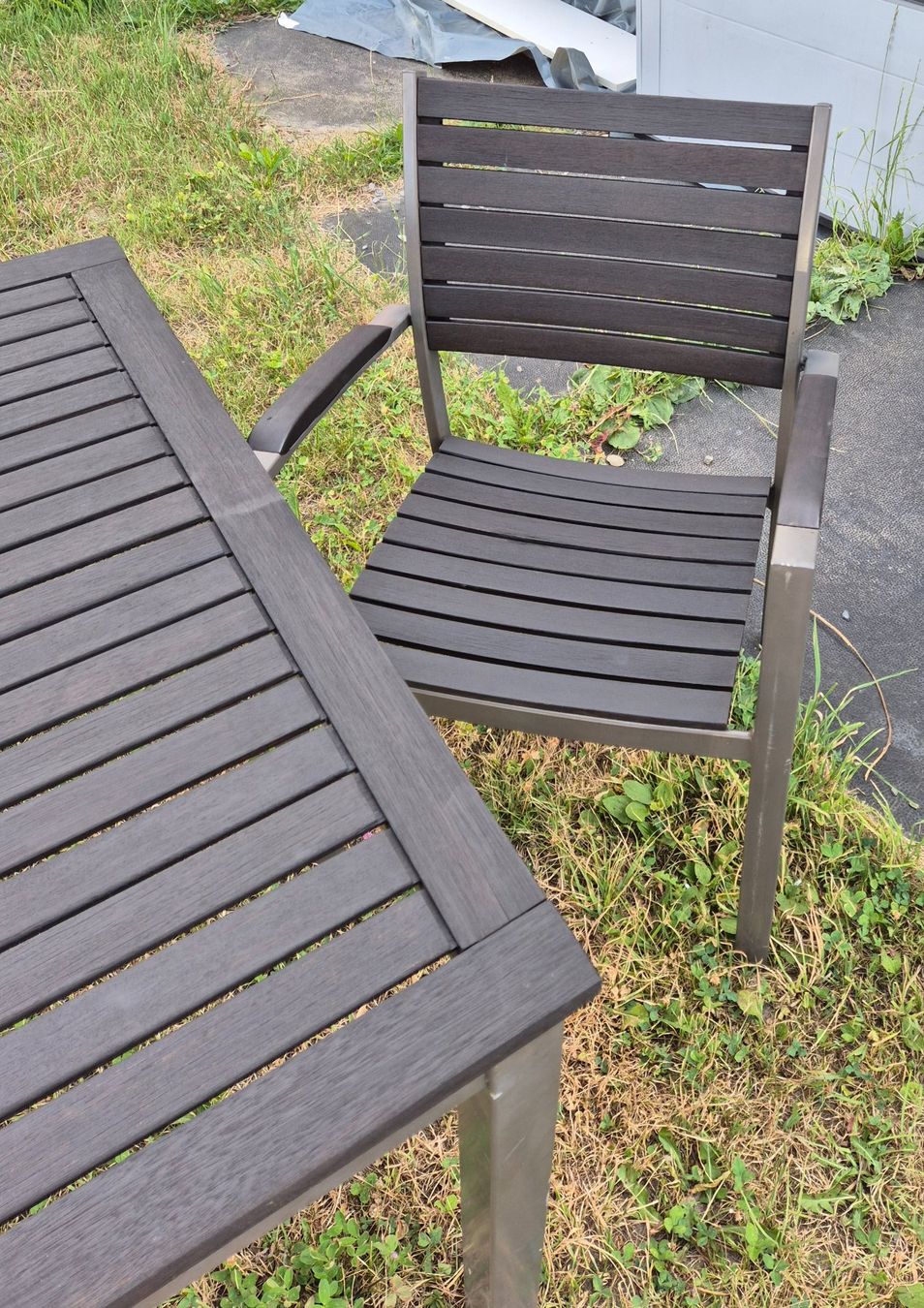 Set de table et chaises: Gartentisch mit Stühlen dunkelgrau Metall Kunststoff – D'occasion à kaltbrunn par kralj02 3
