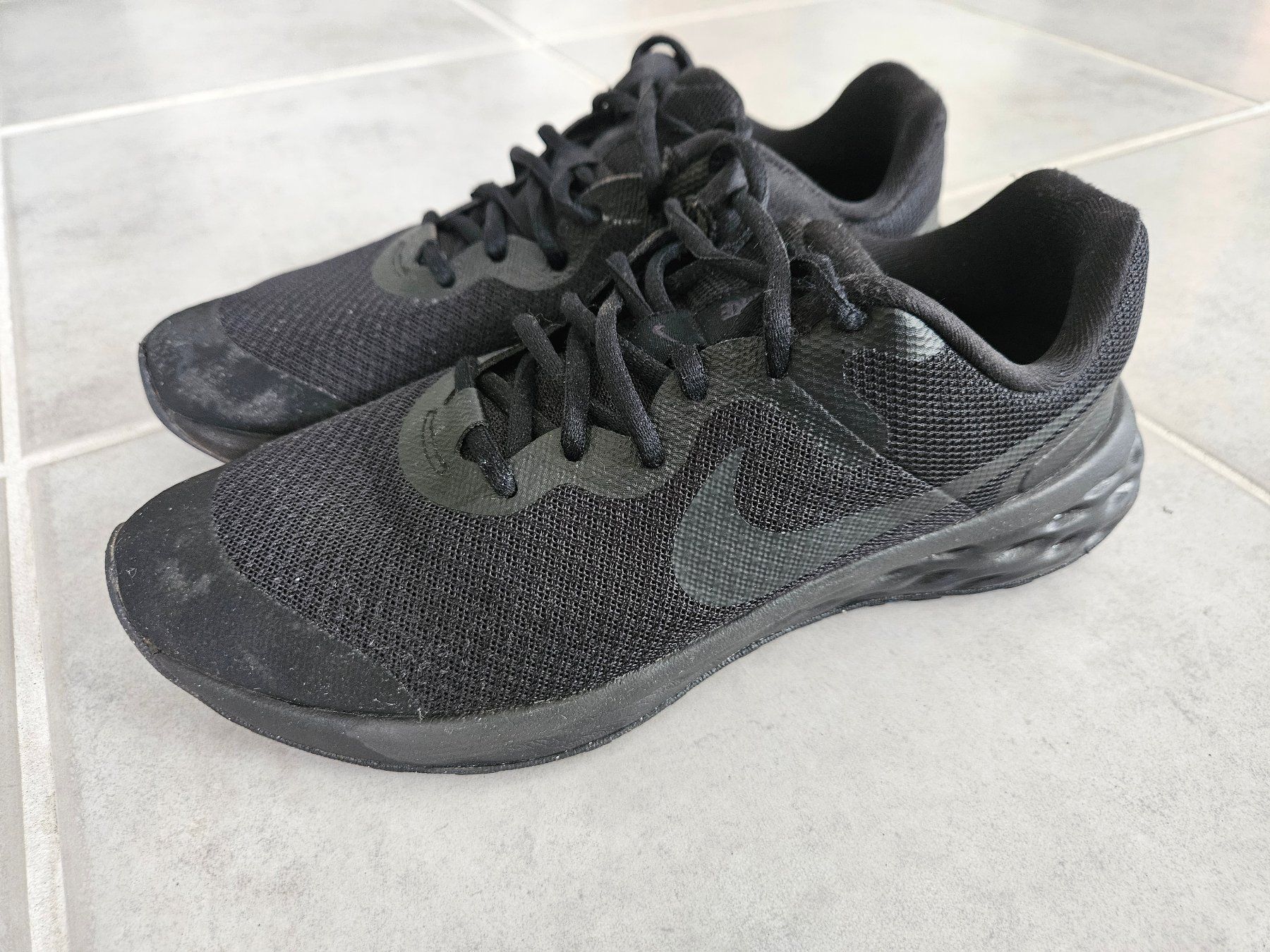 Nike Herrenschuhe: Nike Revolution 6 Grösse 38 – Gebraucht aus Bichwil von The_freshman