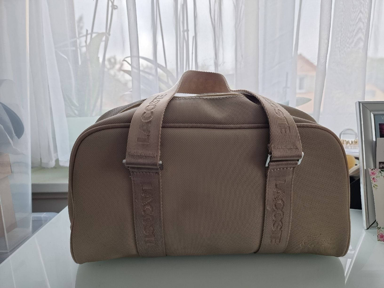 Lacoste Borse da donna: Lacoste Handtasche – Usato da Schaffhausen venduto da disa2006