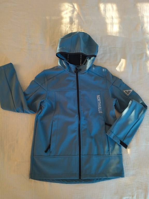 Jacken: Neuwertige super schöne Softshelljacke Gr. 164 – Gebraucht aus Aathal - Seegräben von anny44