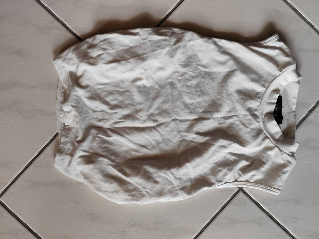 Top: Verschiedene Tops – Usato da Thörigen venduto da imo_5f9y 3