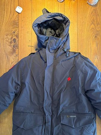 Canada Goose Heli Artic Expedition Parka - size L