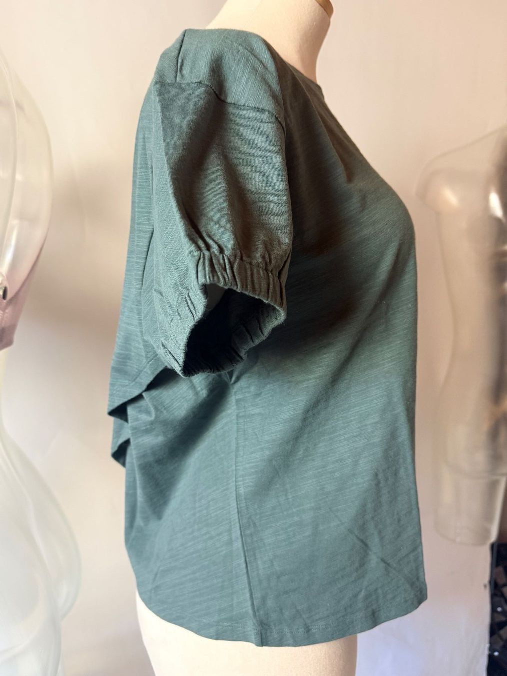 Triumph Negligees & Pigiami: TRIUMPH, Top SMART ACTIVE INFUSION, Grösse 3, Farbe Grün – Nuovo e nell'imballaggio originale da Rudolfstetten venduto da gst_g7xl 1