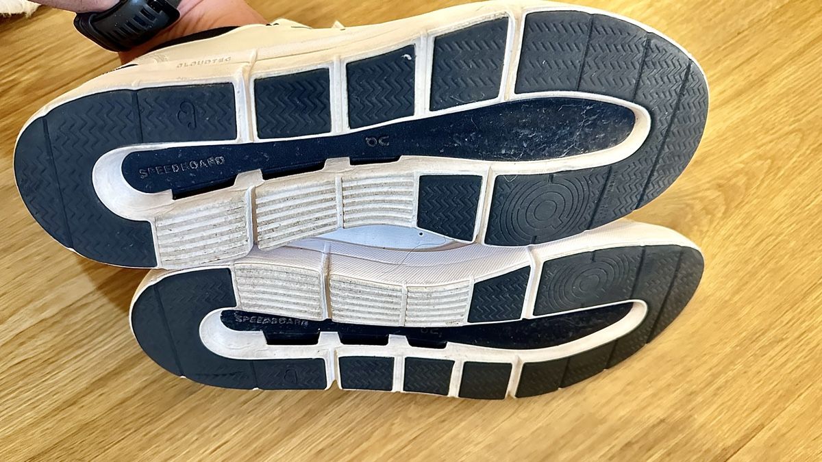 On Scarpe da uomo: On Cloud Running The Roger Advantage LIMITED EDITION – Usato da Kriens venduto da saleworld 5