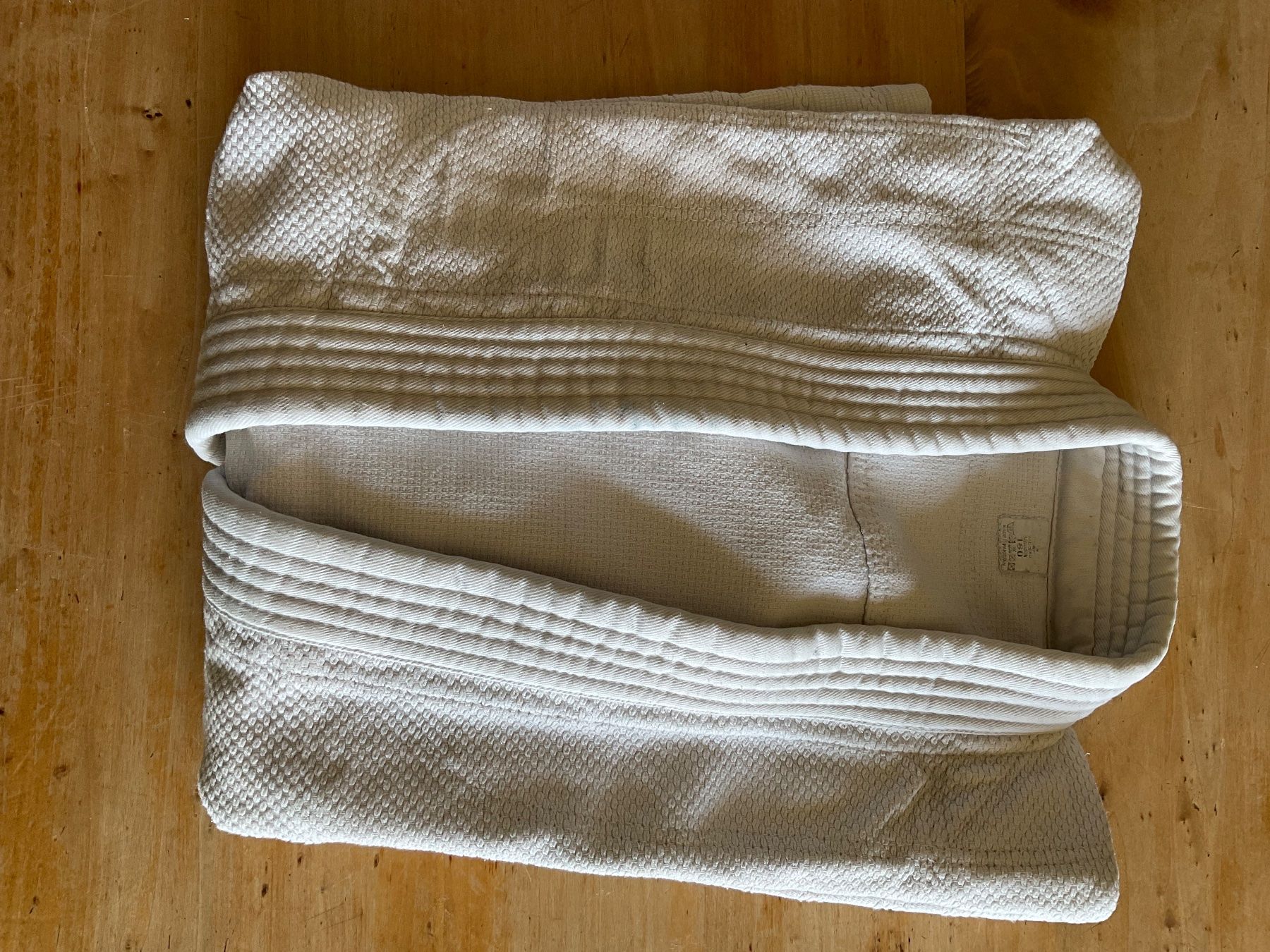 Kimono: Kimono – Usato da Correvon venduto da HelloBello71