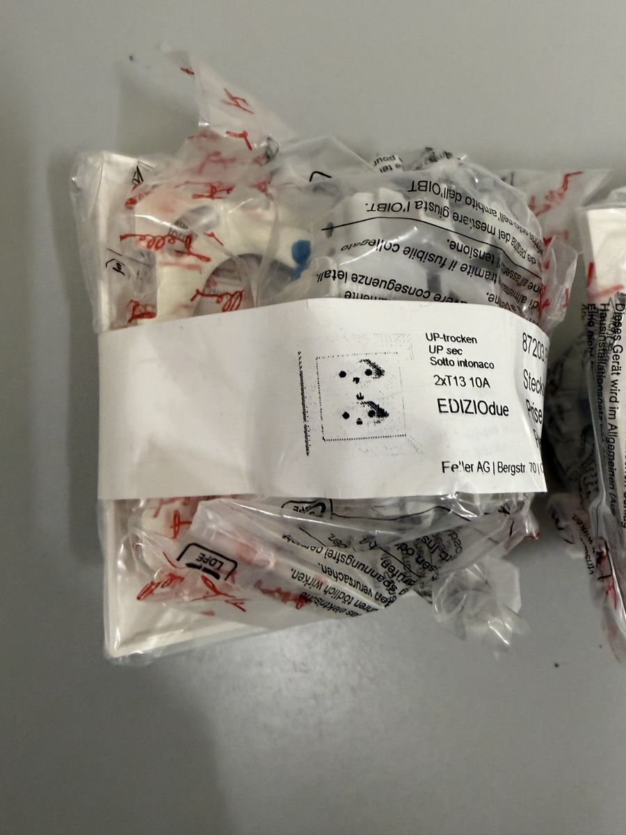 Feller Spine: 2x 2fach stekdose Feller – Nuovo e nell'imballaggio originale da Zürich venduto da papaplatte 1
