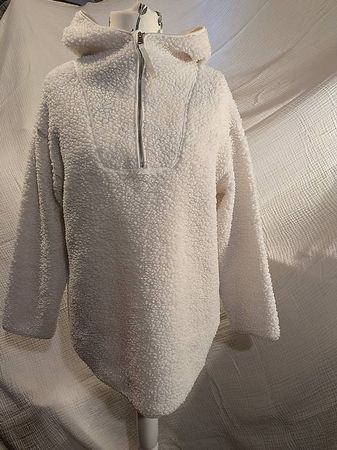 Oversized Hoodie in Kuscheloptik Grösse S