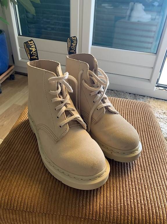 Scarpe da donna: Doc Martens – Usato da Derendingen venduto da alisha09