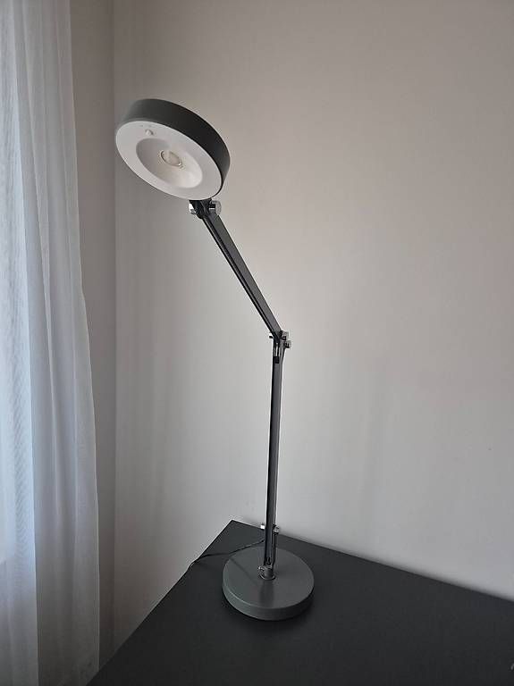 Lampen: Sompex Tischleuchte 'Sting' Grau – Gebraucht aus Bassersdorf von Kalina6 1