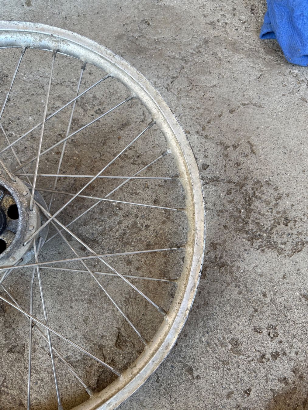 Sachs Mofa-Ersatzteile: Mofa Speichen Vorderrad – Defekt aus Fahrni b. Thun von berger_tuning34 2