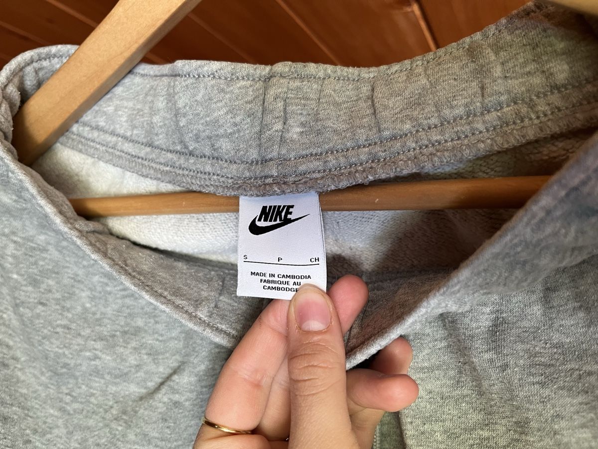 Hosen: Nike Cargo Jogginghose grau Grösse S – Neu (gemäss Beschreibung) aus Obersaxen von nae_9jzf 4