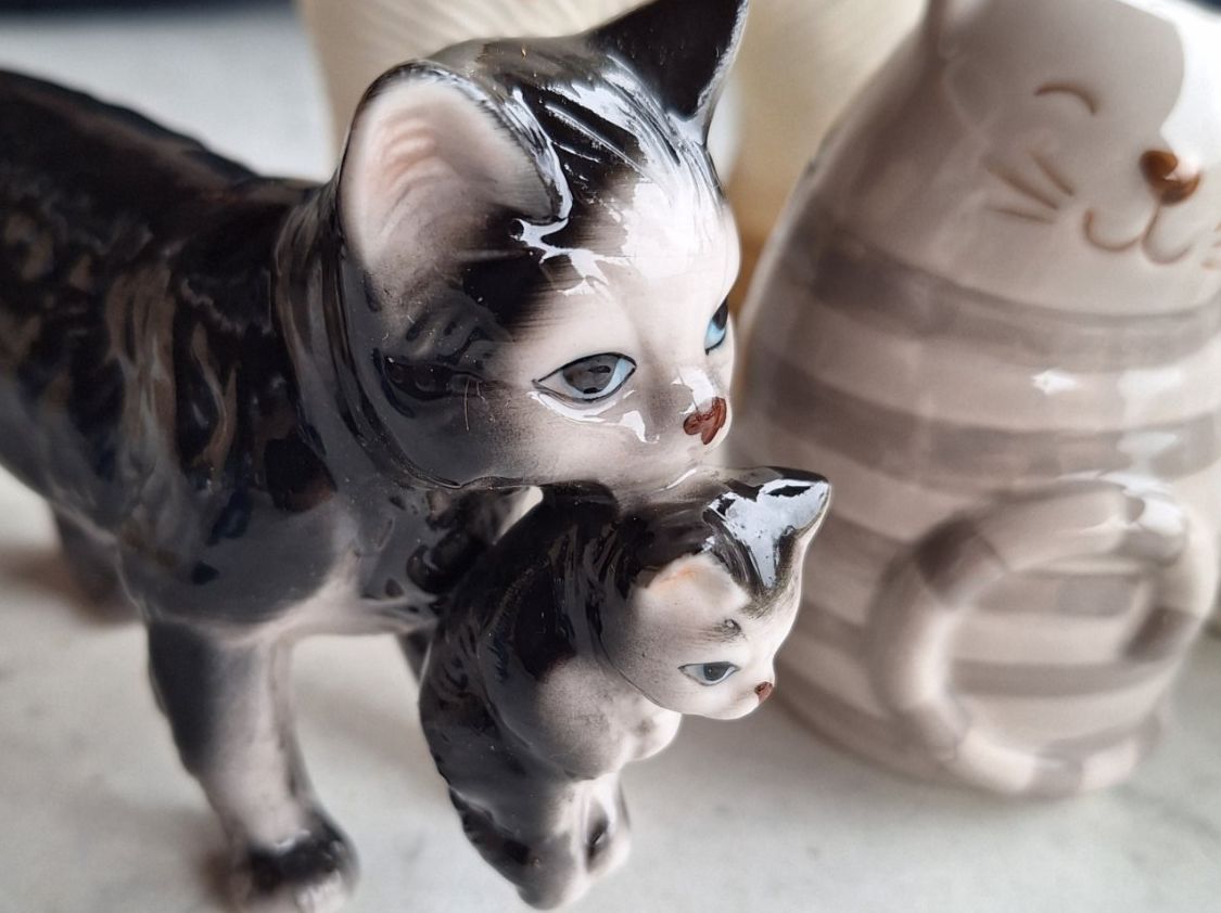 Statuette: KATZENFIGUREN SAMMLUNG – Usato da Huttwil venduto da Kunterbuntli 4
