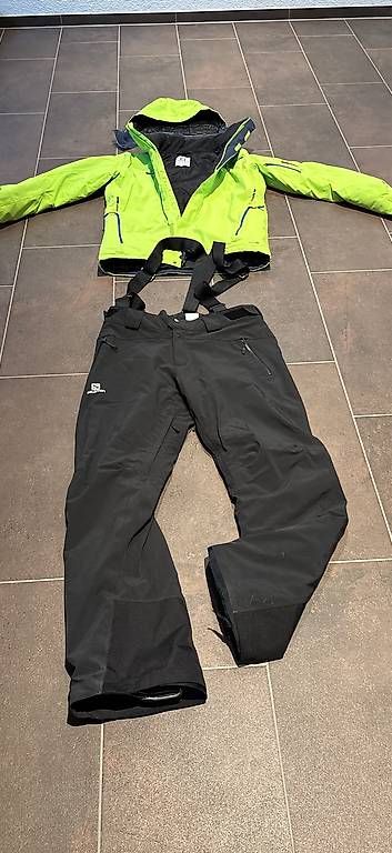 Salomon Anzüge: Salomon Skijacke mit Hose – Gebraucht aus Aeschi b. Spiez von Oberland_beo 2