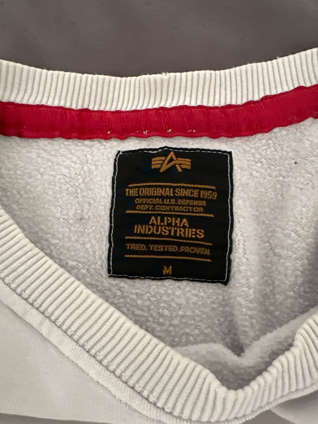 Alpha Industries Maglioni & Felpe: Sweatpullover Alpha Industries weiss Grösse M – Usato da Ostermundigen venduto da POKESTOPCH 2